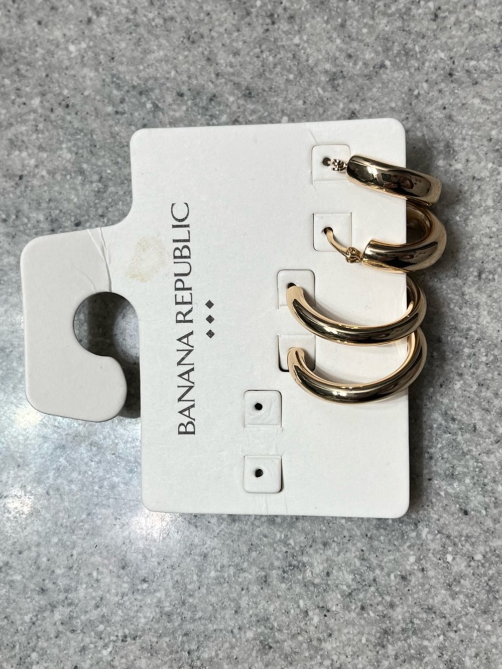 Banana Republic Shiny Gold Hoop Earring Set